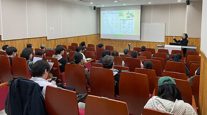 전북대 전북국제개발협력센터, ‘세상을 읽는 독서’  특강 호응