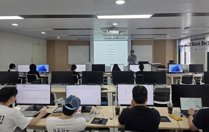 전북대 반도체특성화대학사업단, 6시그마 블랙벨트 교육 운영